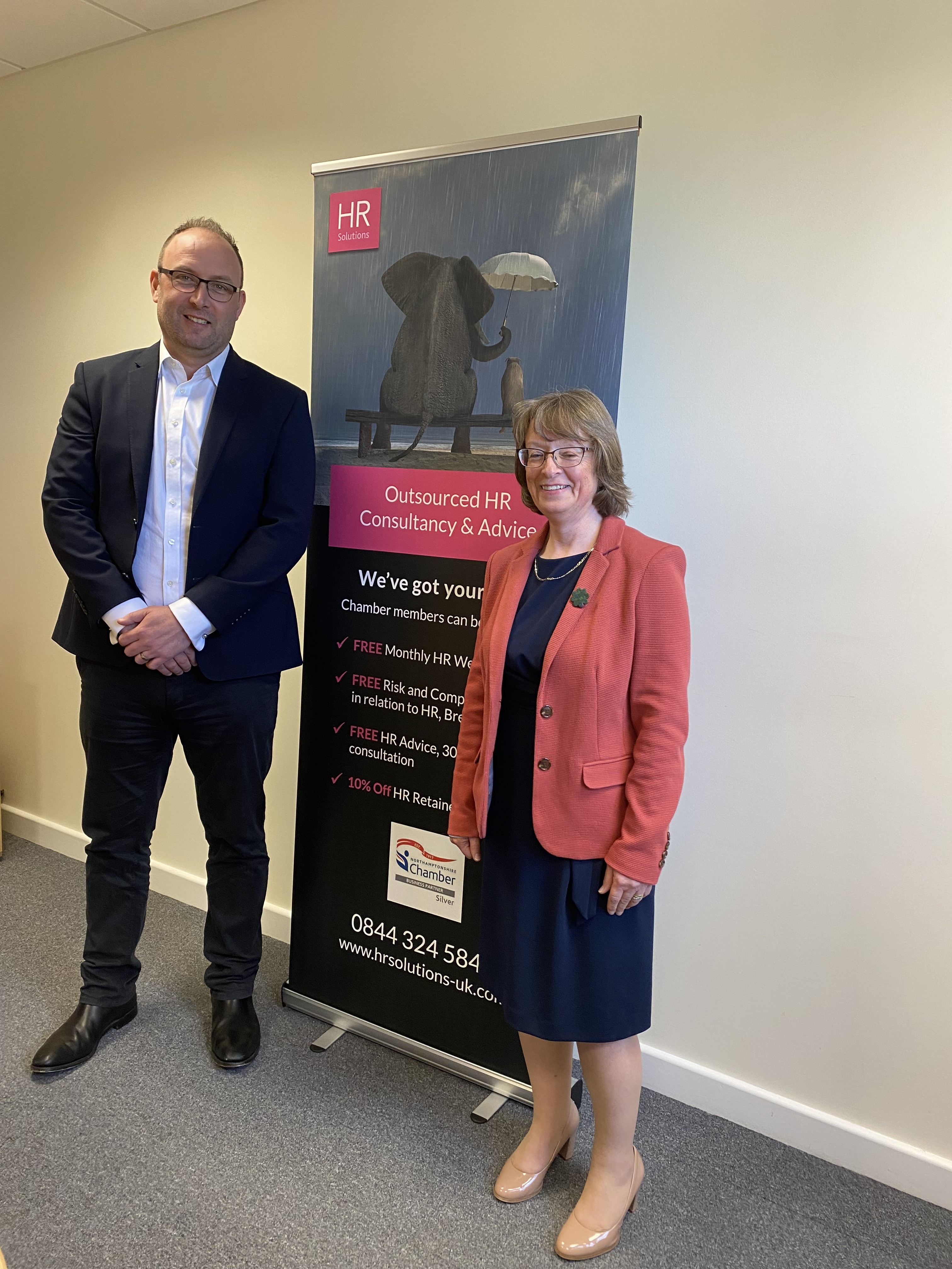 HR firm expands with acquisition