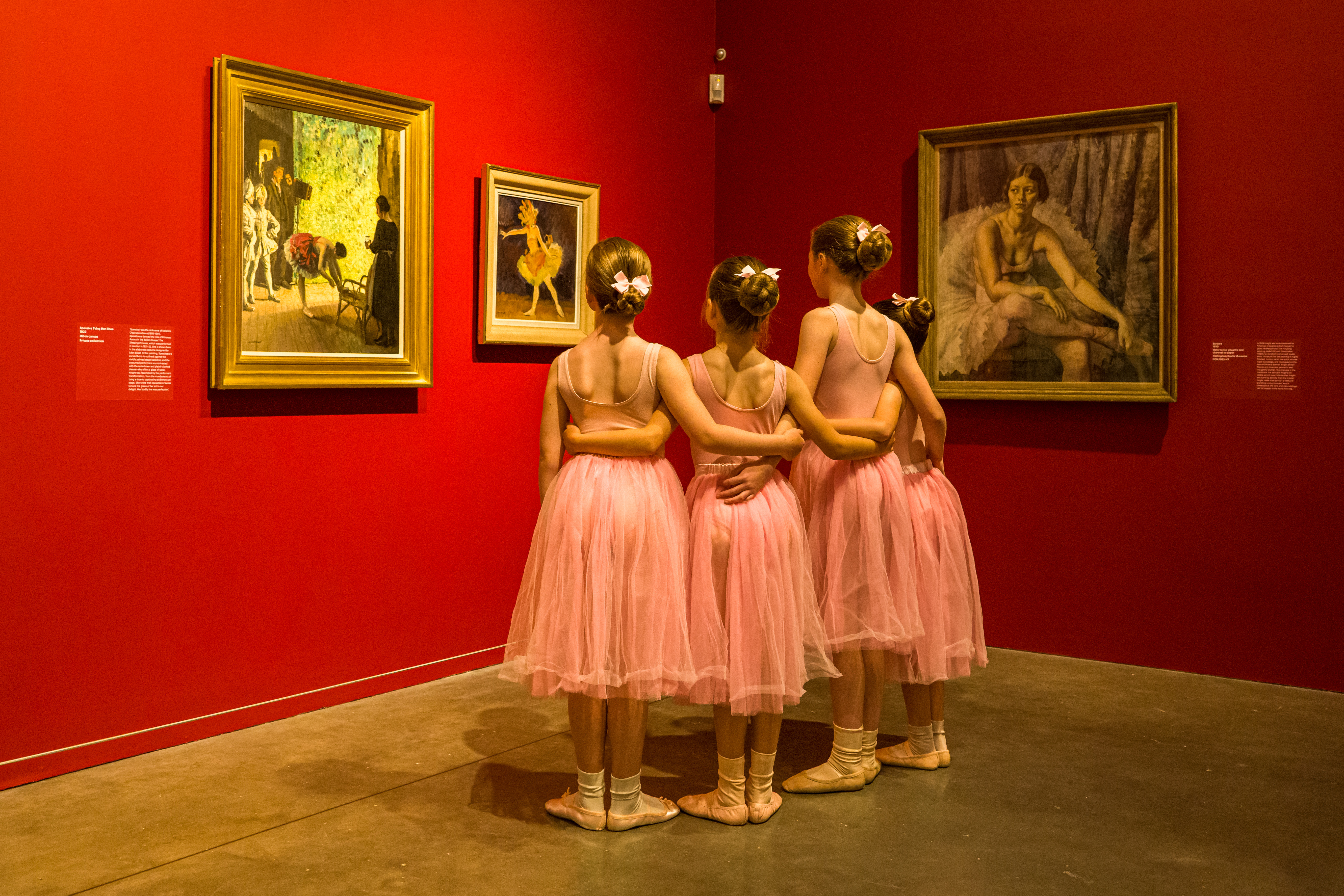 MK Gallery invites local ballerinas backstage at new exhibition
