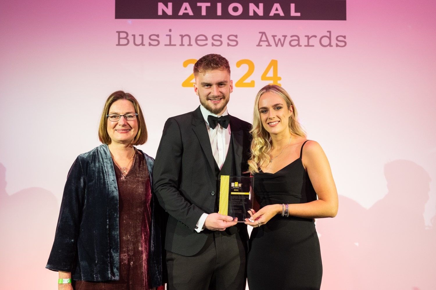 Acorn-National-SME-Award-win-2024_Dean-Rossiter-Photography-1500