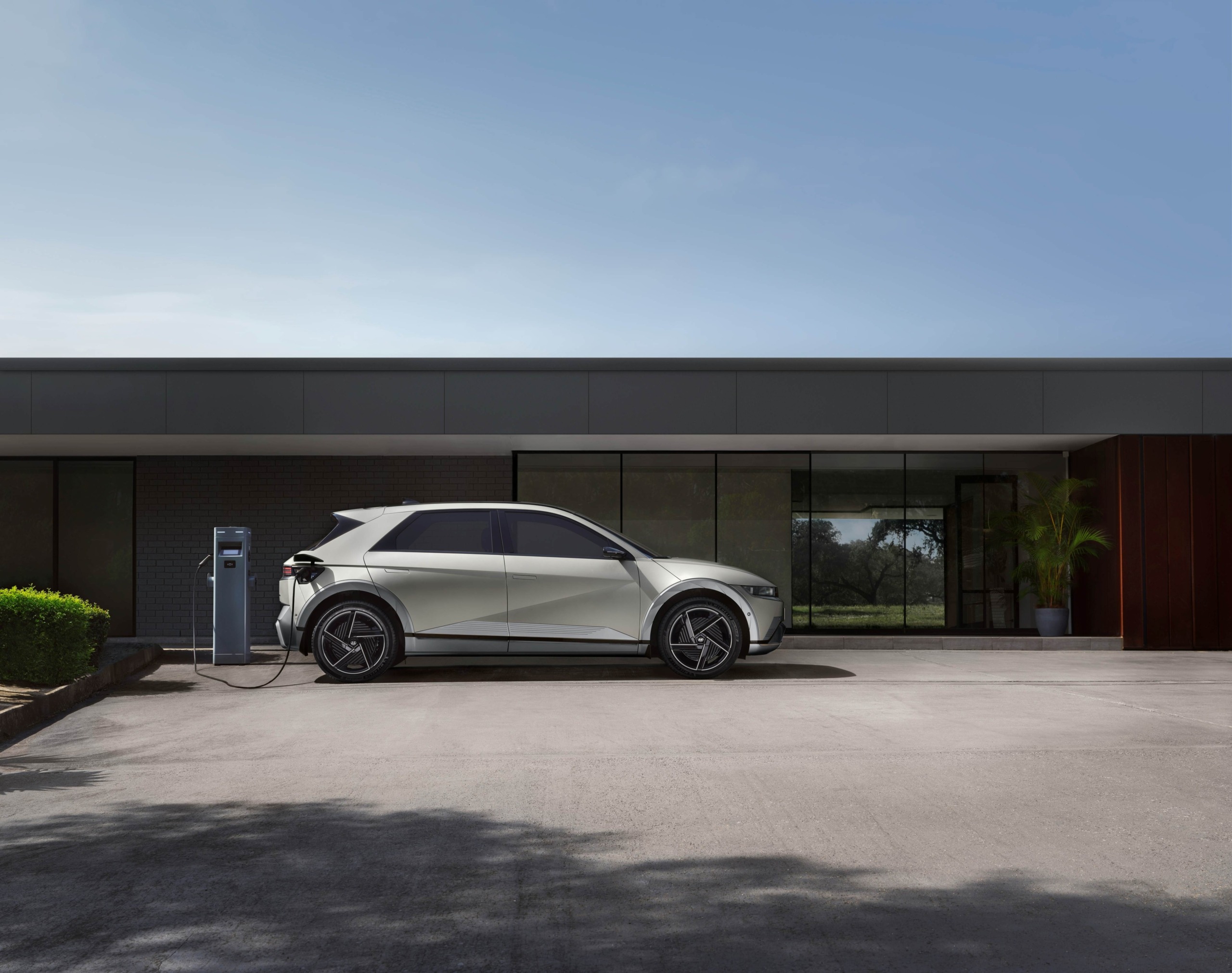Driving Change: New Government EV Grant Makes Electric Vehicles More Attainable | Northamptonshire Chamber of Commerce