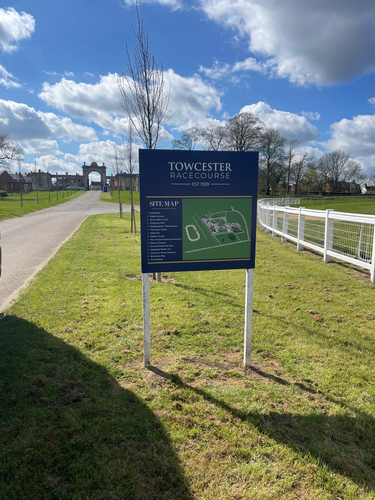 Towcester Racecourse wayfinding signage